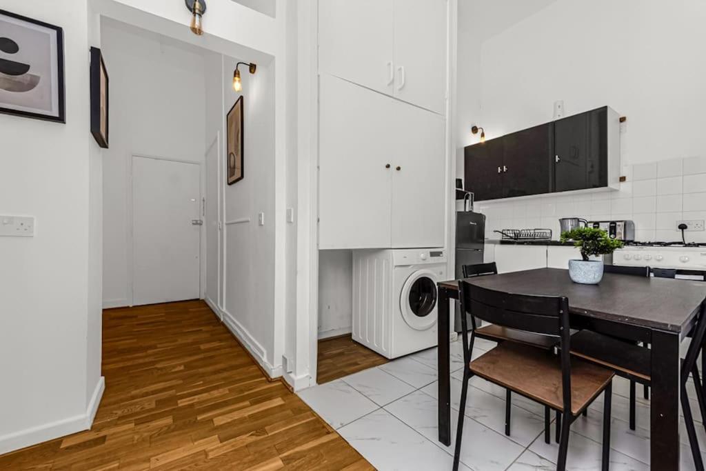 Appartement Deluxe Flat On Kentish Town à Londres Extérieur photo