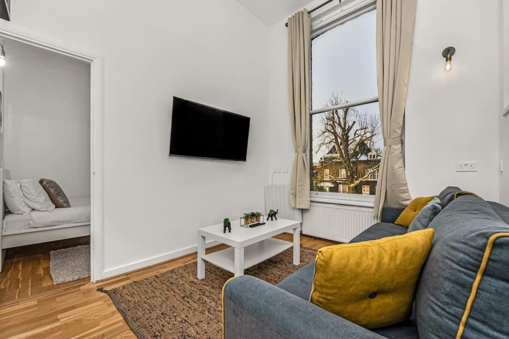Appartement Deluxe Flat On Kentish Town à Londres Extérieur photo
